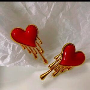 Stunning heart melting earrings
